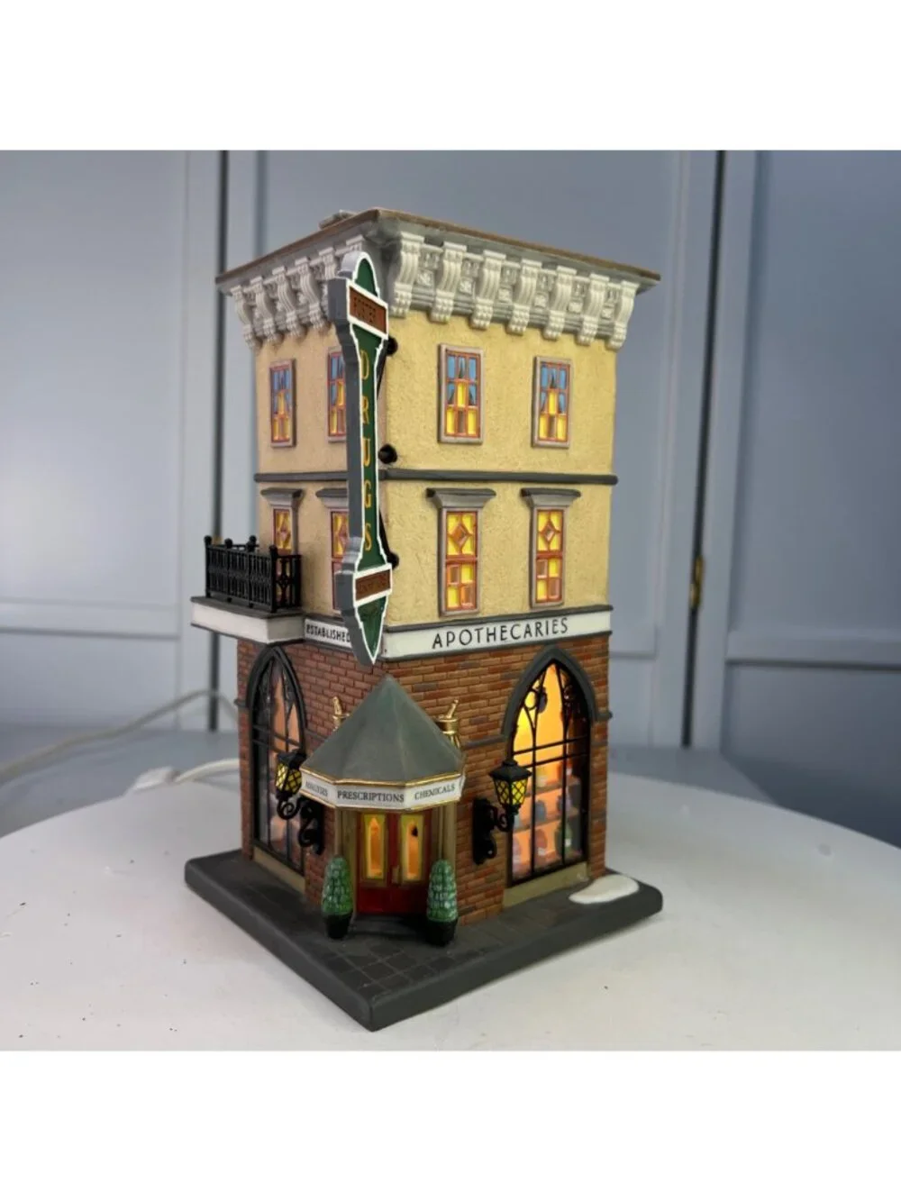 Dept 56 Foster Pharmacy Christmas in the City Lighted Building - 2000 (NO Box)